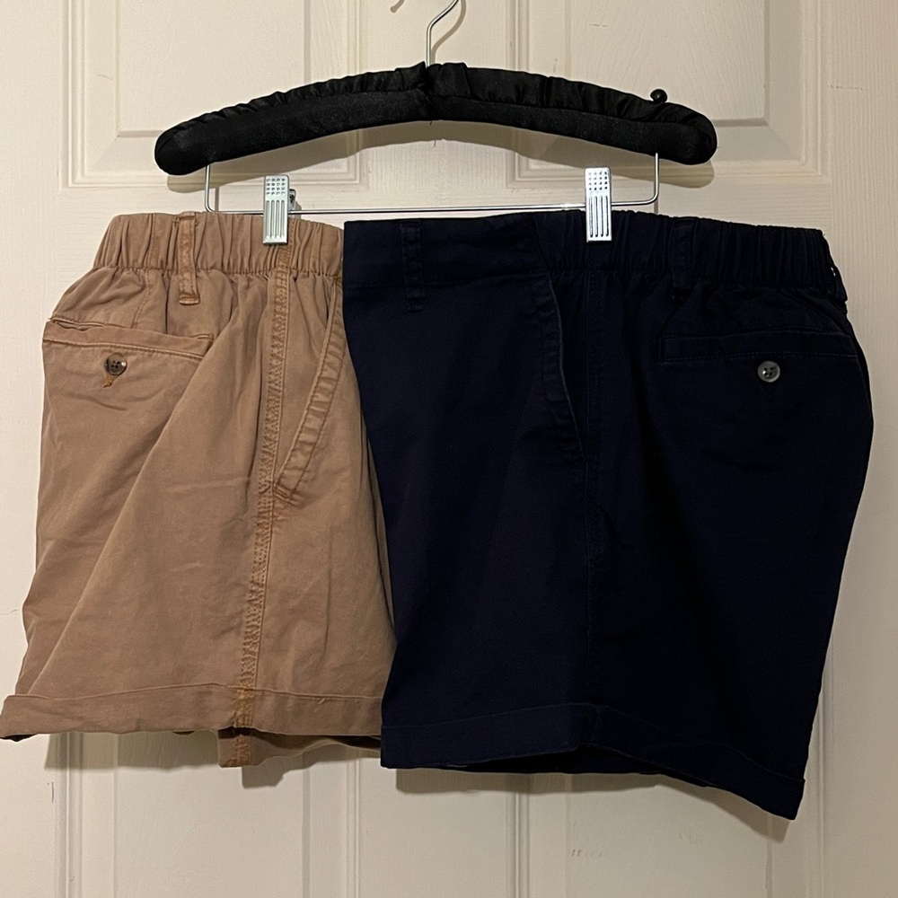 Old Navy Chino Shorts Size M (sold as a set)